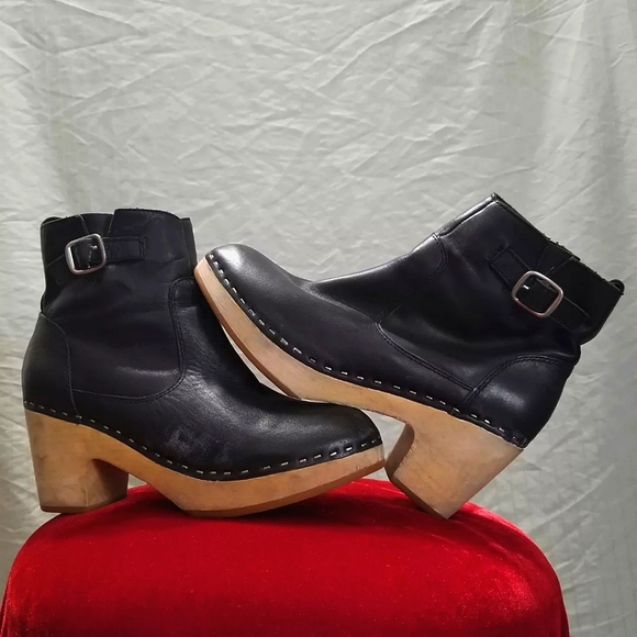 STEVE MADDEN OLAAF Ankle Booties - Picture 3 of 5